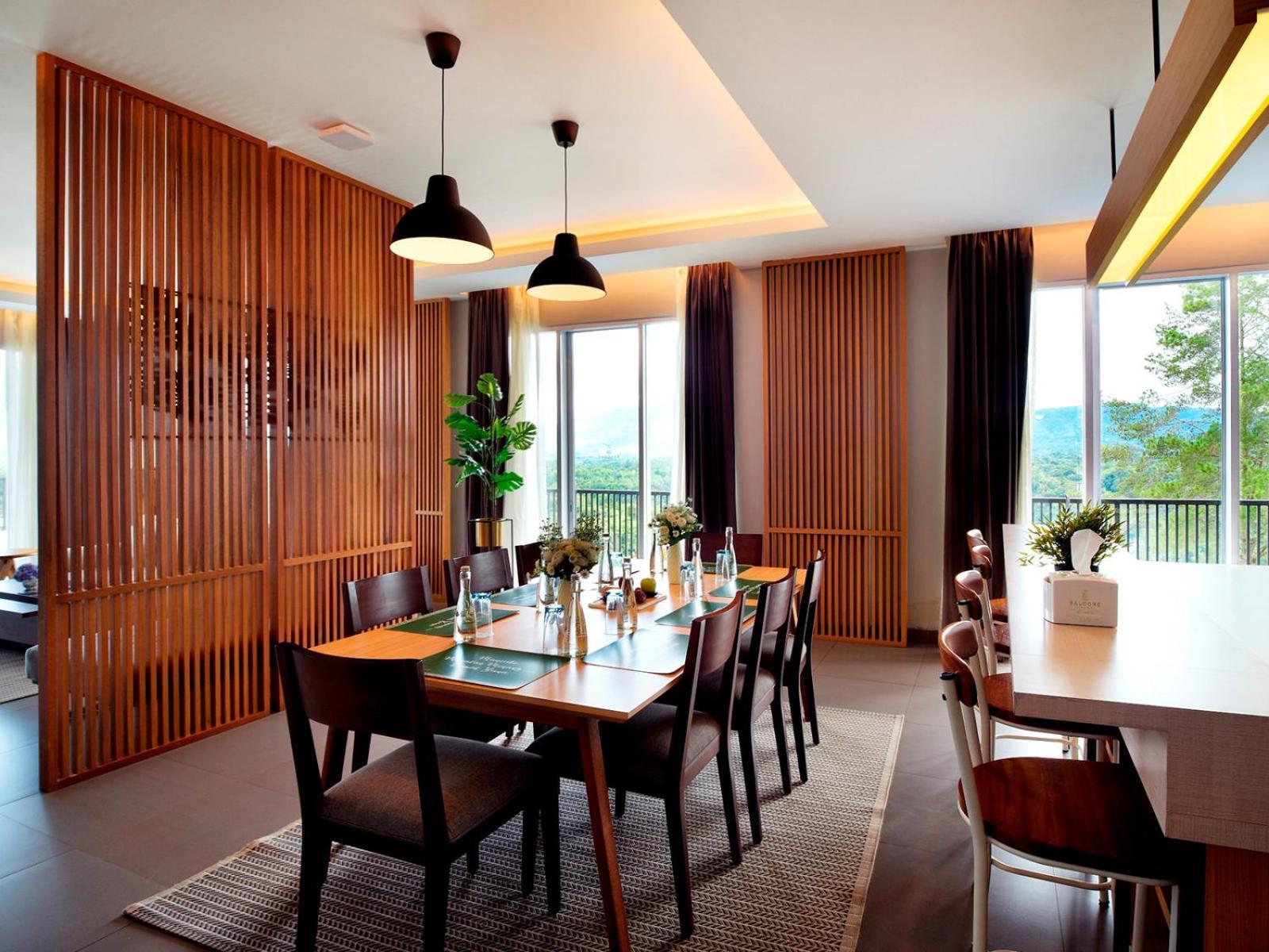 The Balcone Suites & Resort Bukittinggi Exterior photo