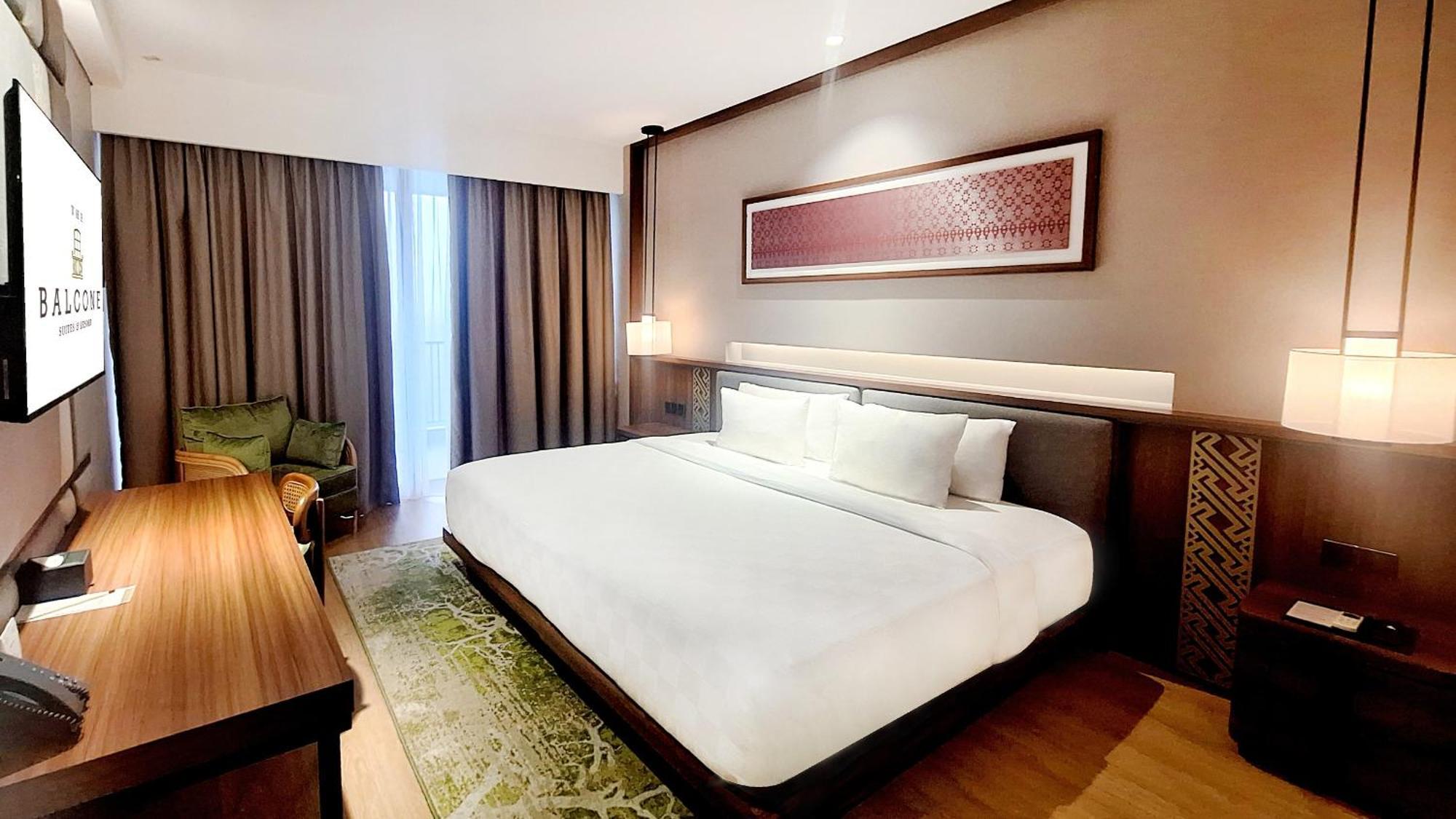 The Balcone Suites & Resort Bukittinggi Exterior photo